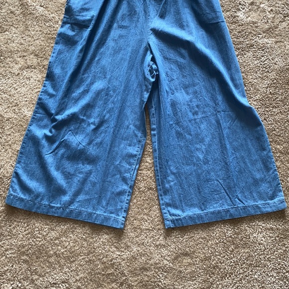 NWT - denim jumpsuit - Size: L - Picture 8 of 10